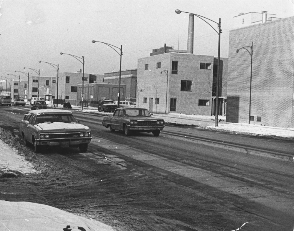 Woodlawn Gardens apartments on Cottage Grove Avenue, part of The Woodlawn Organization’s first foray into community development. (Courtesy of the Chicago Maroon)