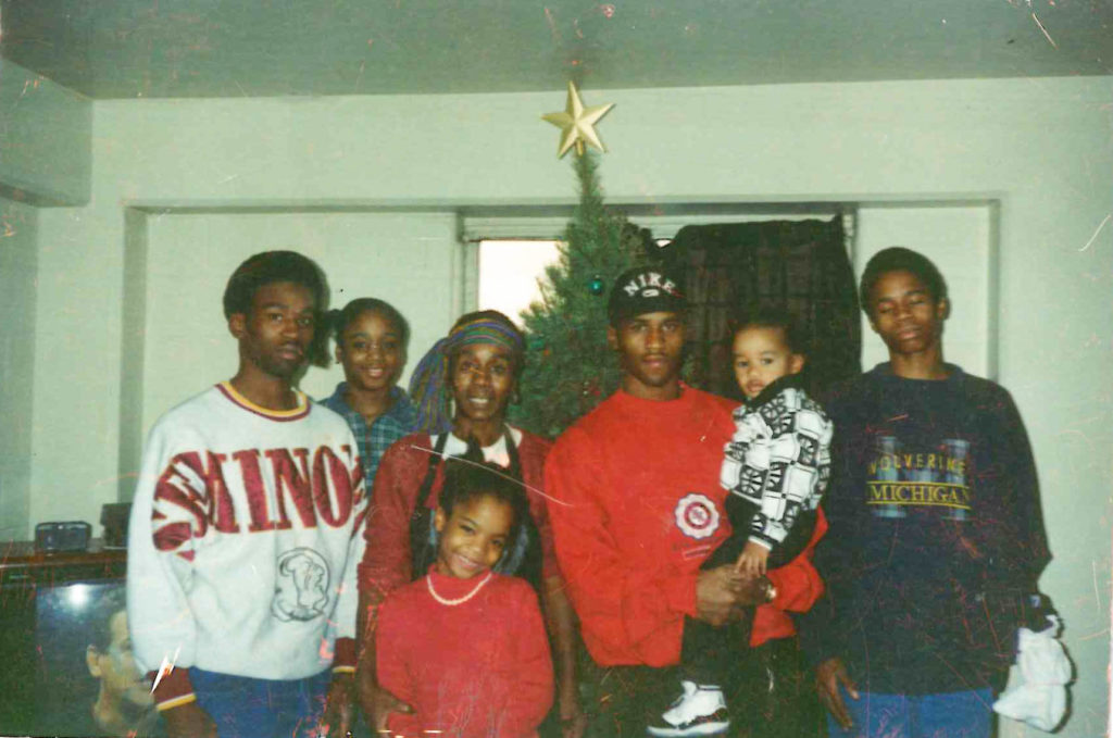 Growing Up in the Robert Taylor Housing Projects