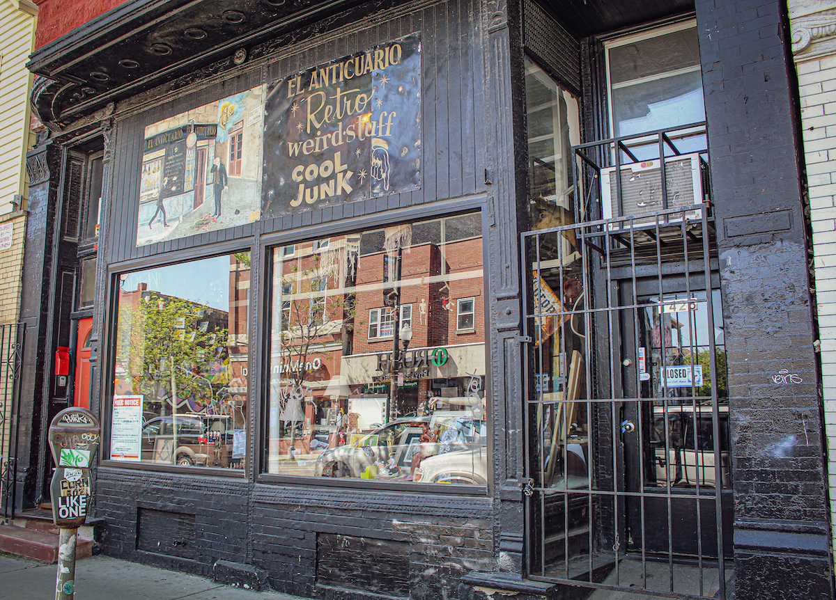 ‘El Anticuario’ antique shop is sticking around while a brow laboratory opens up behind it