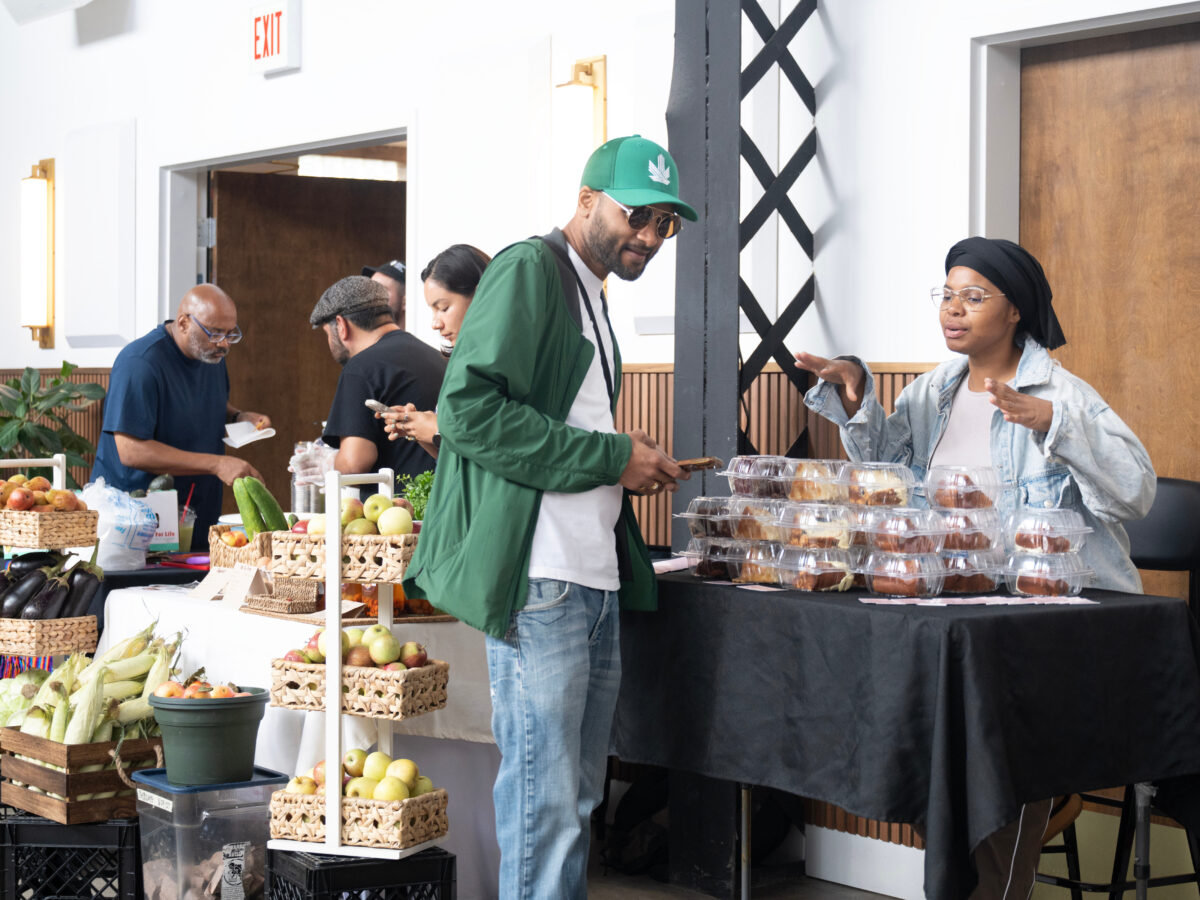 Best Revolutionary Weeknight Utopia: Pueblo Night Market in Pilsen