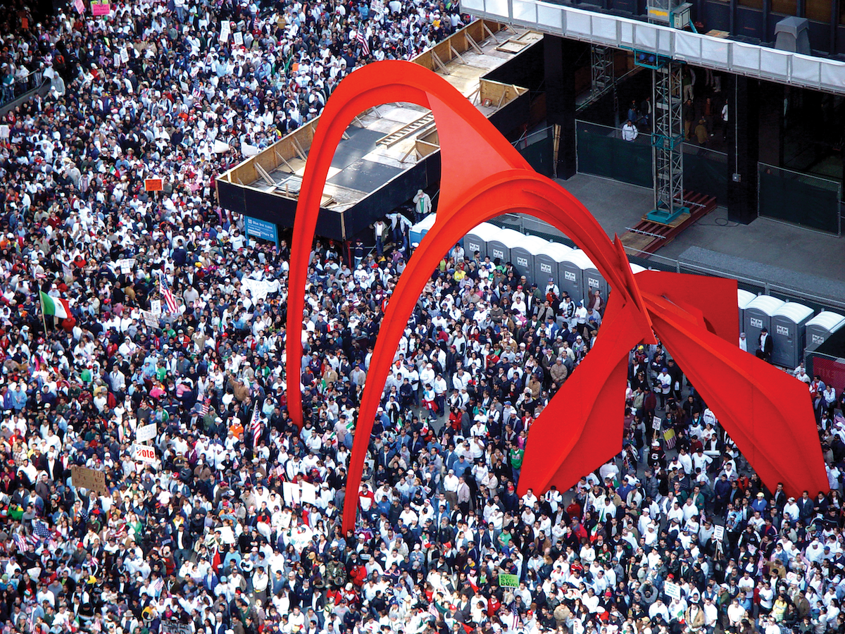 Chicagoans Take to the Streets on 20th Anniversary of Massive May Day March