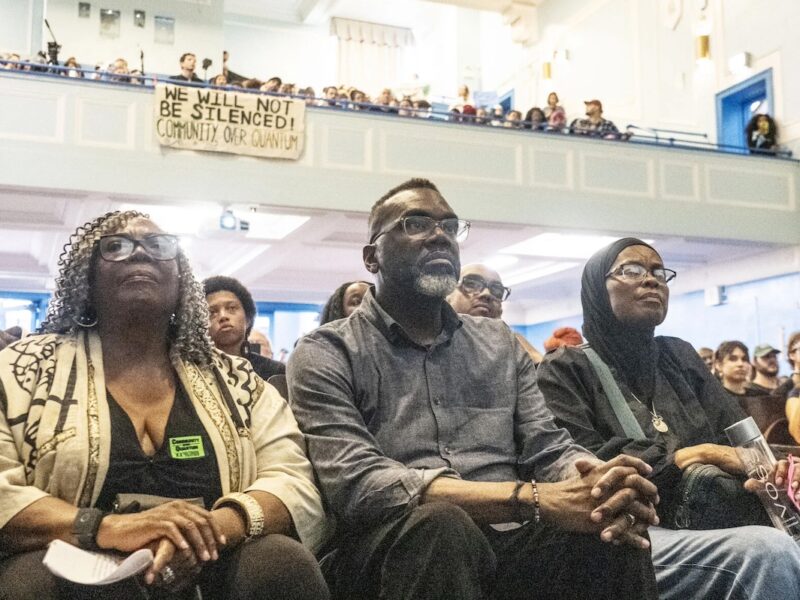 South Side Residents Press Johnson to Halt Quantum Campus