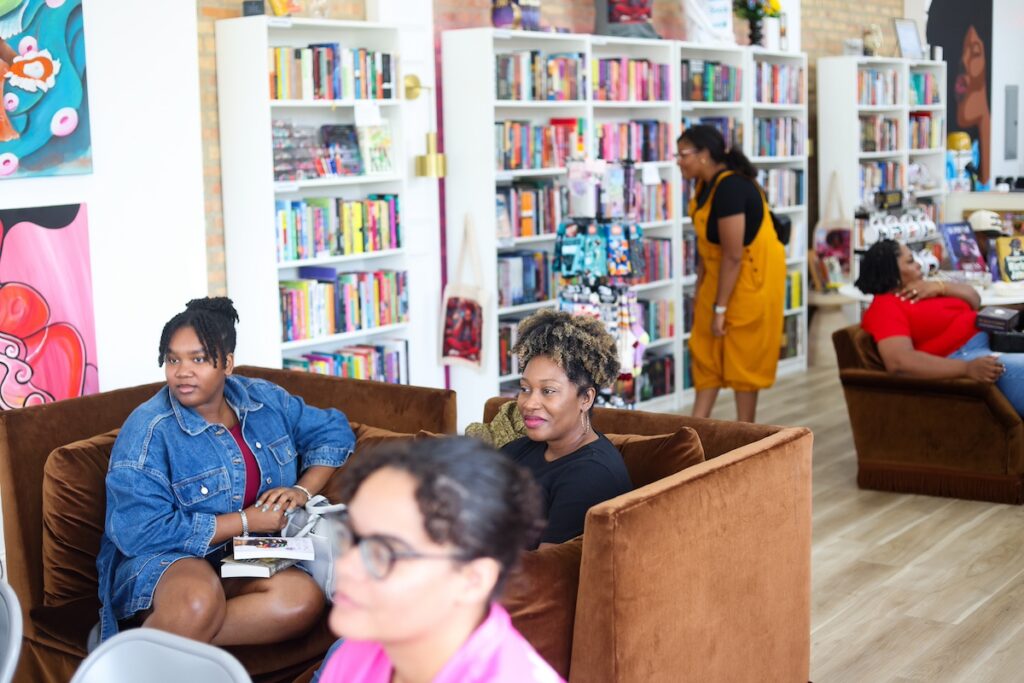 Best Mother-Daughter Business Partnership: Da Book Joint