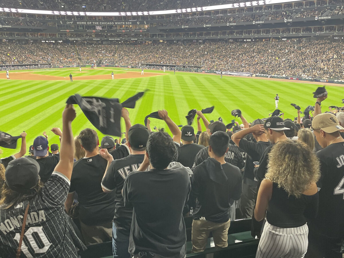 Clutch Hitting and Nasty Pitching Power the Sox to a 1-0 Series Lead in the ALDS